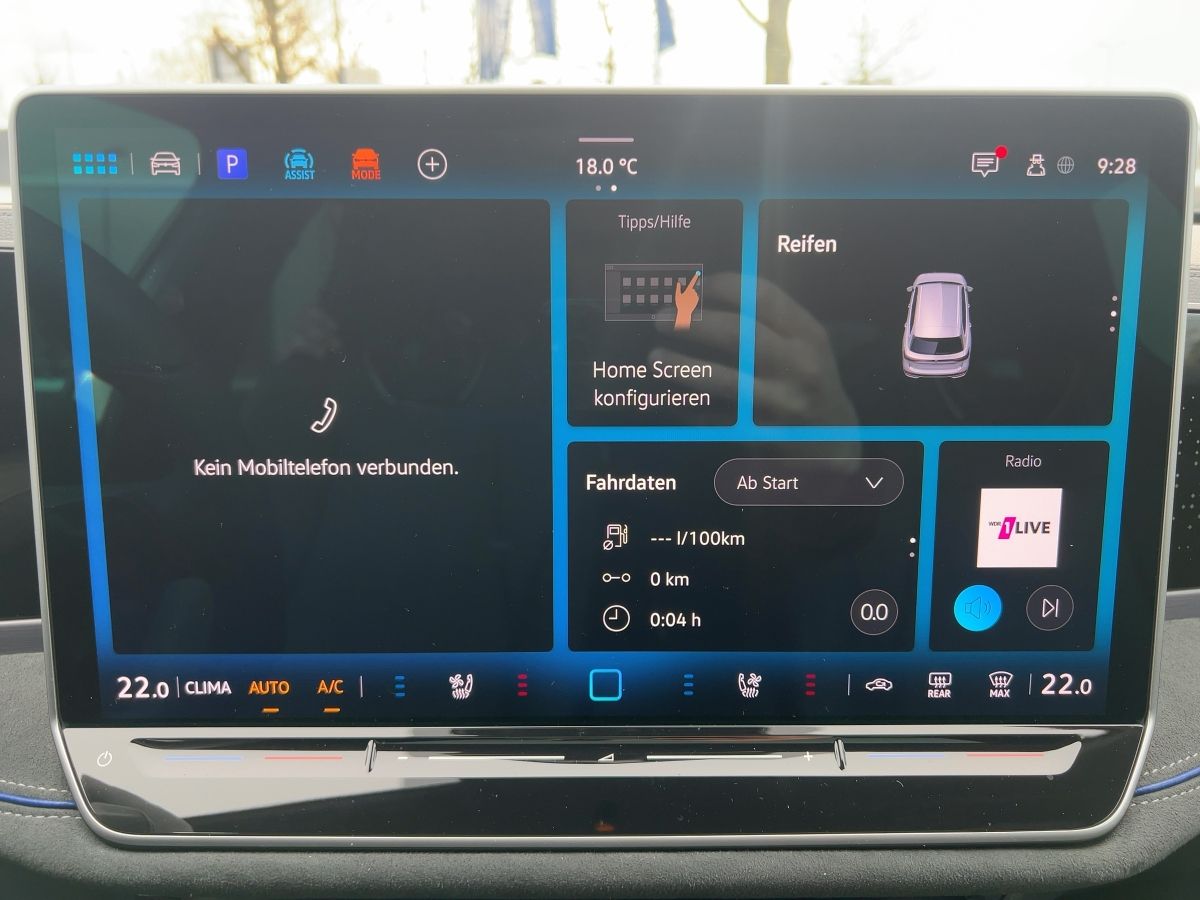 Fahrzeugabbildung Volkswagen Passat TDI R-Line Signature AHK Pano Leder Navi