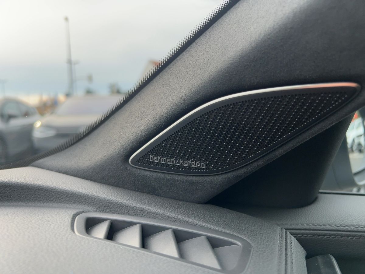 Fahrzeugabbildung Volkswagen Passat TDI R-Line Signature AHK Pano Leder Navi