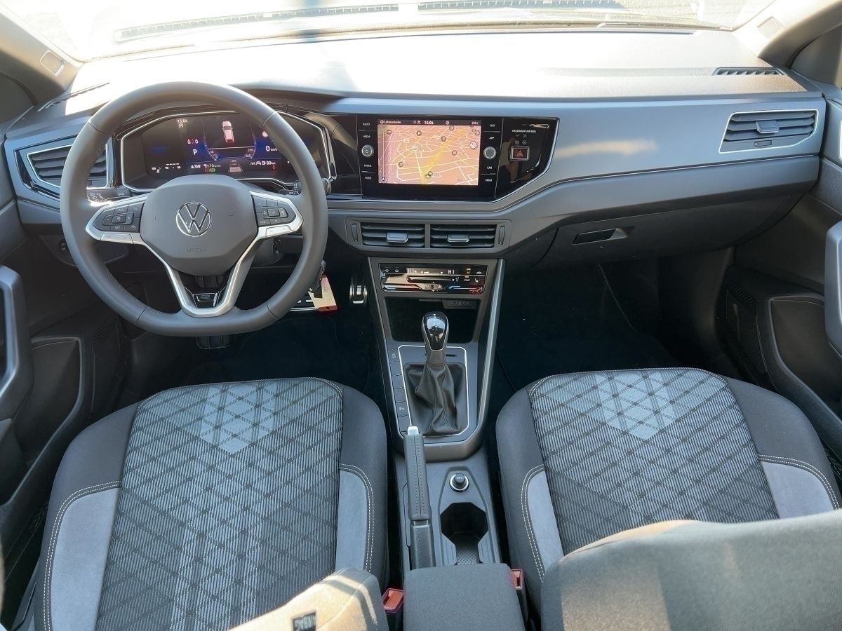 Fahrzeugabbildung Volkswagen Taigo 1.5 TSI DSG R-Line |Matrix|VirtualCP|Sport