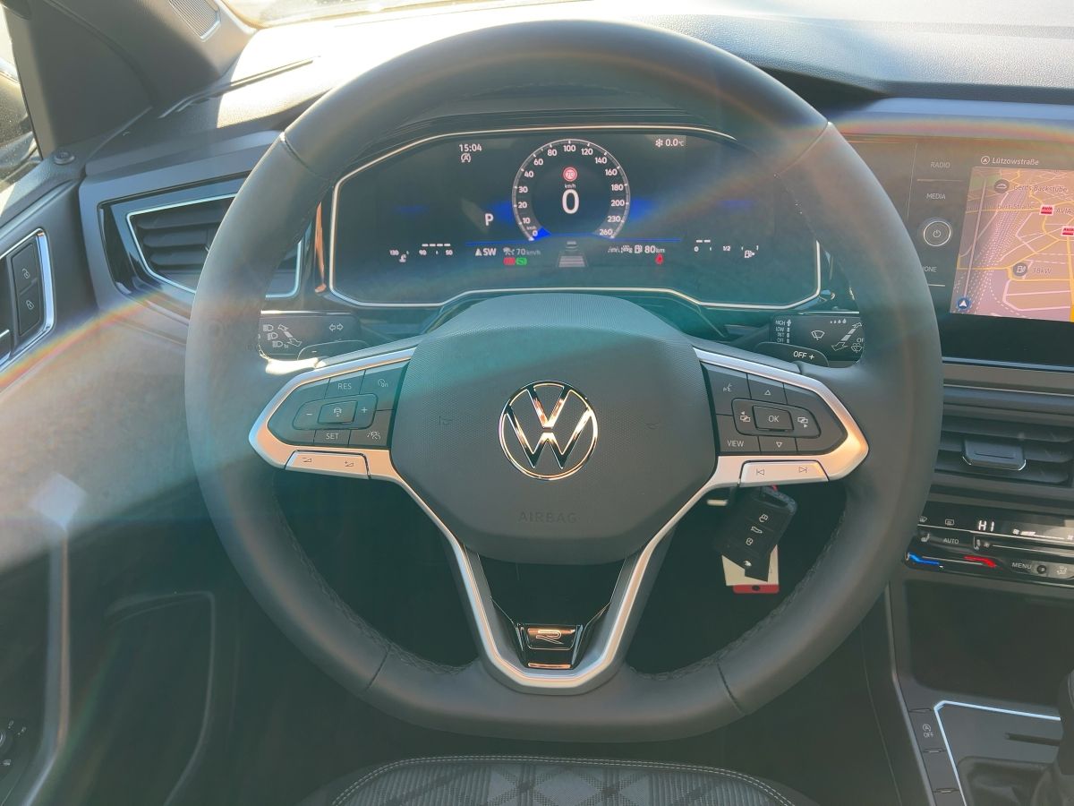 Fahrzeugabbildung Volkswagen Taigo 1.5 TSI DSG R-Line |Matrix|VirtualCP|Sport