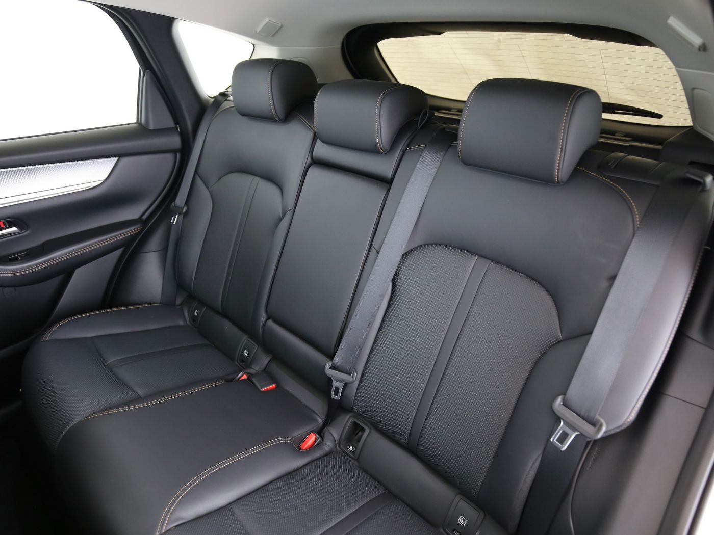 Fahrzeugabbildung Mazda CX-60 2.5 e-SKYACTIV-PHEV Homura Bose|HUD|Pano