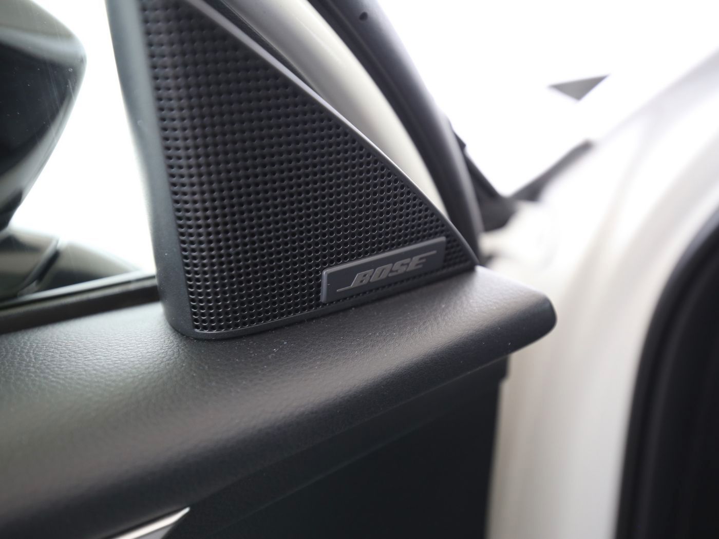 Fahrzeugabbildung Mazda CX-60 2.5 e-SKYACTIV-PHEV Homura Bose|HUD|Pano