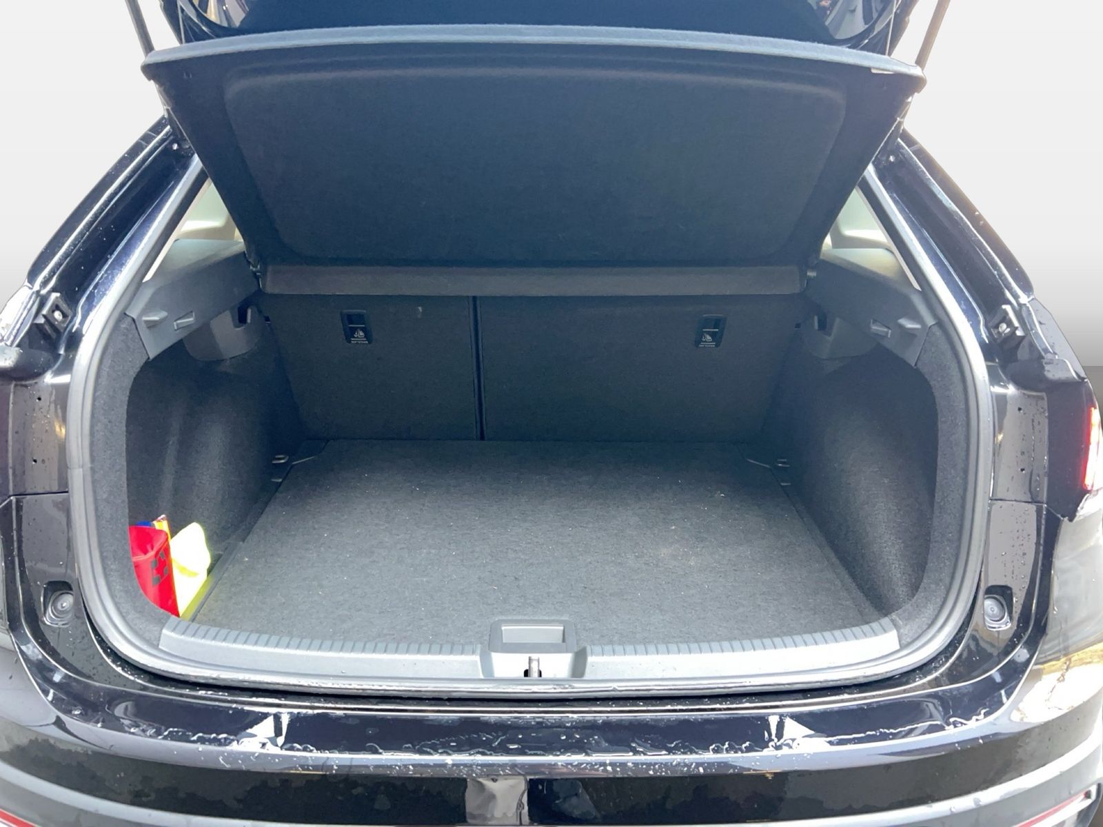 Fahrzeugabbildung Volkswagen Taigo 1.0 TSI DSG Style IQ.Light|Matrix|AHK|LED