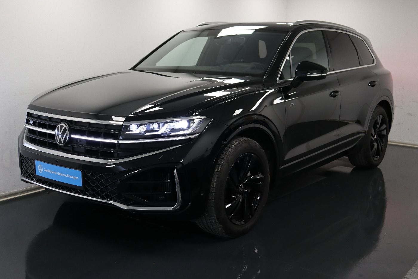 Fahrzeug autohaus mense Fahrzeugabbildung Volkswagen Touareg 3.0 TSI R-Line IQ.Light|Matrix|CarPlay
