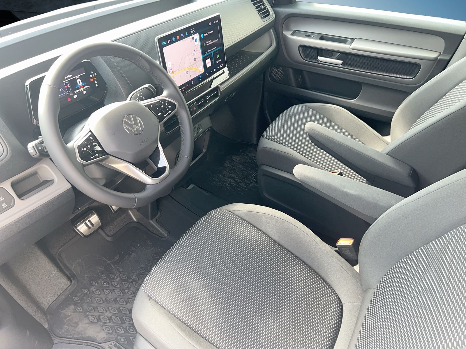 Fahrzeugabbildung Volkswagen ID. Buzz Cargo Pro 4MOTION 79 kWh IQ.Light|AHK