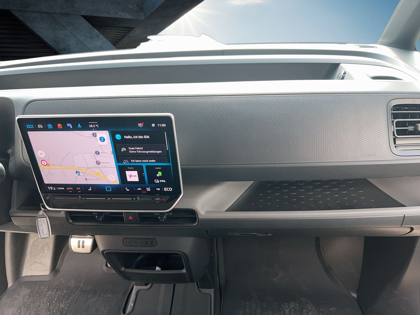 Fahrzeugabbildung Volkswagen ID. Buzz Cargo Pro 4MOTION 79 kWh IQ.Light|AHK