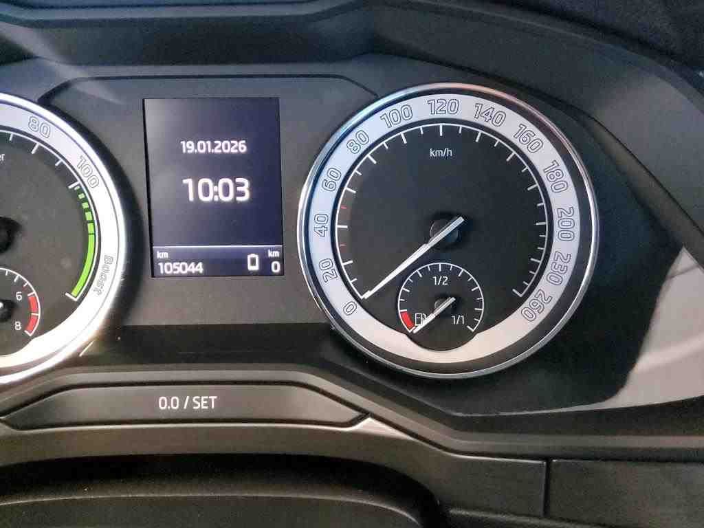 Fahrzeugabbildung SKODA Superb Combi 1.4 TSI Style iV 4xSHZG|LED|Navi|LM