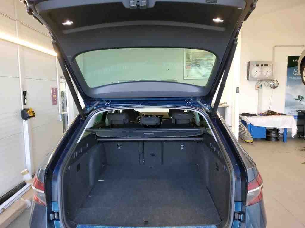 Fahrzeugabbildung SKODA Superb Combi 1.4 TSI Style iV 4xSHZG|LED|Navi|LM