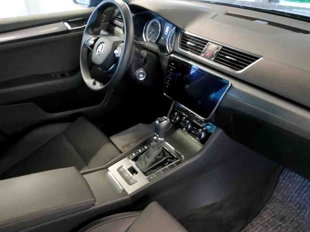 Fahrzeugabbildung SKODA Superb Combi 1.4 TSI Style iV 4xSHZG|LED|Navi|LM