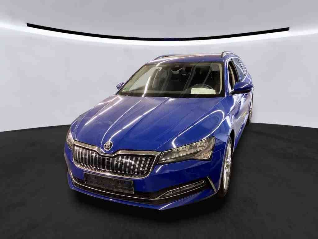 Fahrzeugabbildung SKODA Superb Combi 1.4l TSI iV 160kW 6-Gang-DSG 4xSHZG