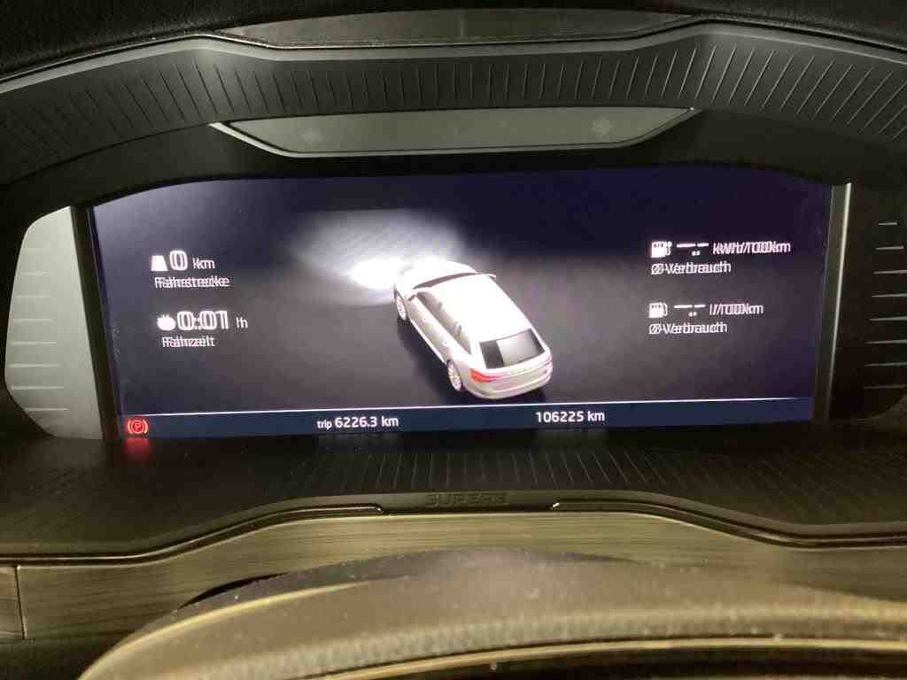 Fahrzeugabbildung SKODA Superb Combi 1.4l TSI iV 160kW 6-Gang-DSG 4xSHZG