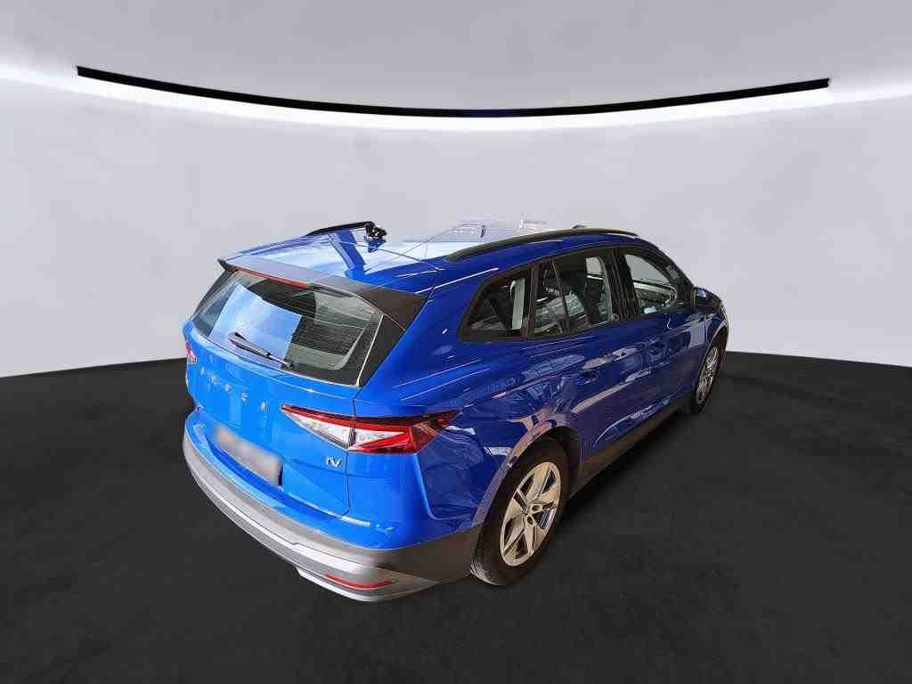 Fahrzeugabbildung SKODA Enyaq 50 Loft LED|VirtualCP|KlimaA|LaneAss|PDC