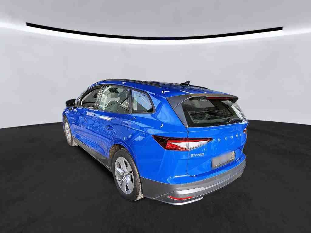 Fahrzeugabbildung SKODA Enyaq 50 Loft LED|VirtualCP|KlimaA|LaneAss|PDC