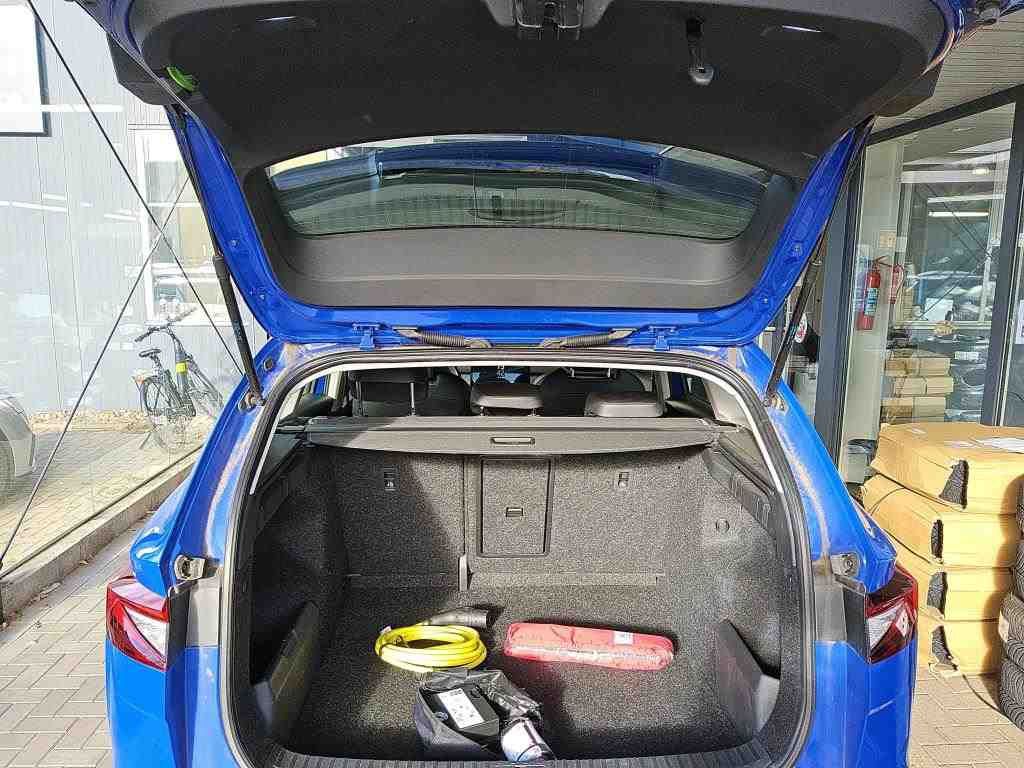 Fahrzeugabbildung SKODA Enyaq 50 Loft LED|VirtualCP|KlimaA|LaneAss|PDC