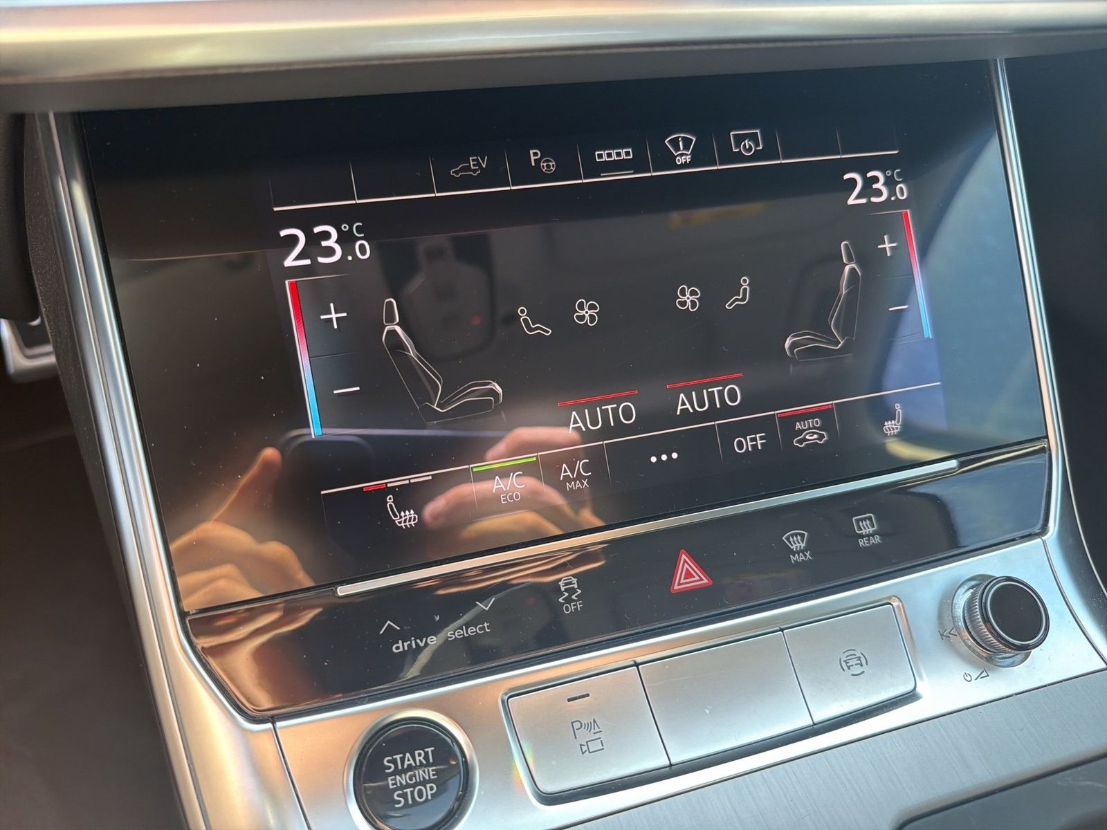 Fahrzeug autohaus mense Fahrzeugabbildung Audi A6 Avant 55 TFSI e quattro S tronic S line AHK