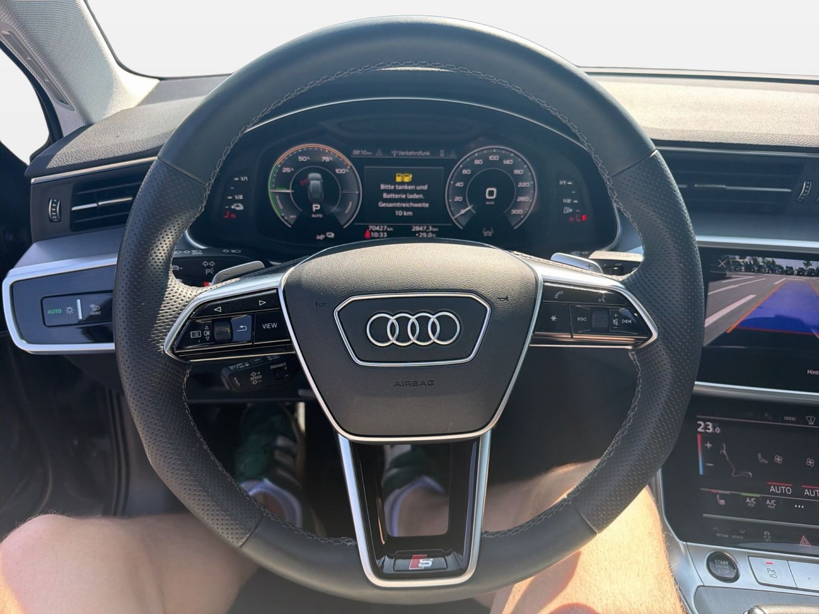 Fahrzeug autohaus mense Fahrzeugabbildung Audi A6 Avant 55 TFSI e quattro S tronic S line AHK