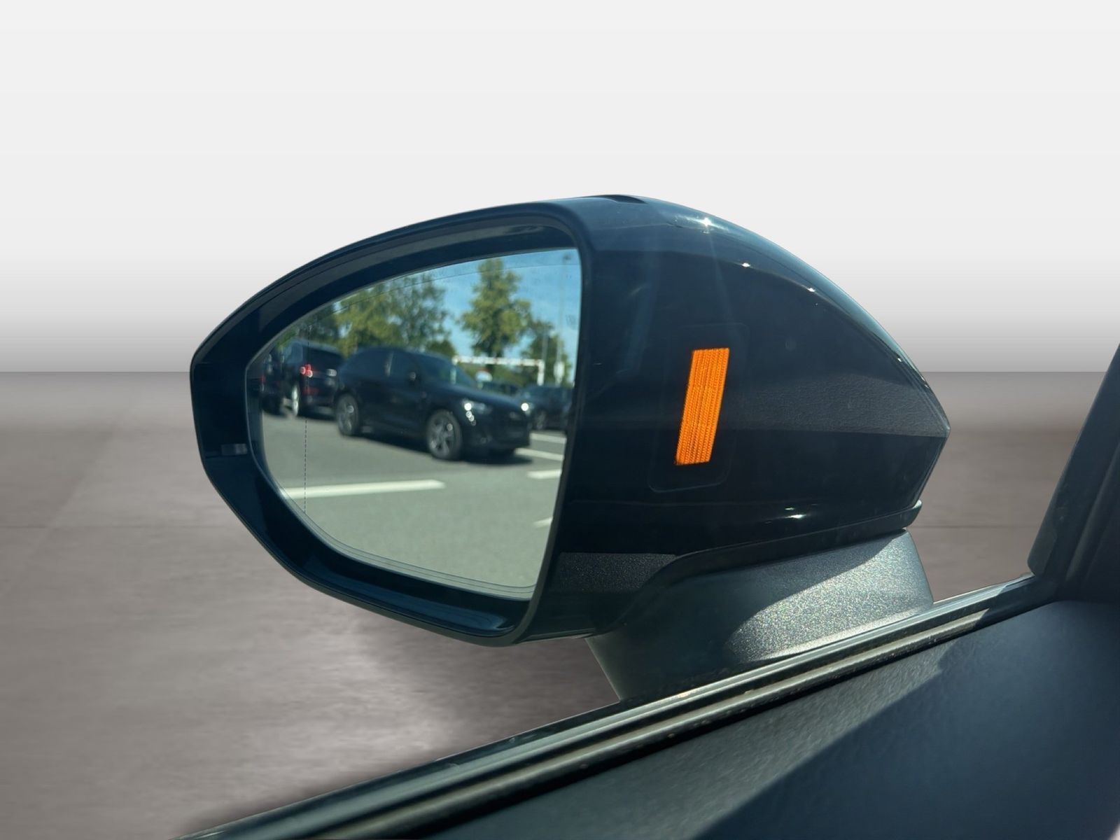 Fahrzeug autohaus mense Fahrzeugabbildung Audi A6 Avant 55 TFSI e quattro S tronic S line AHK