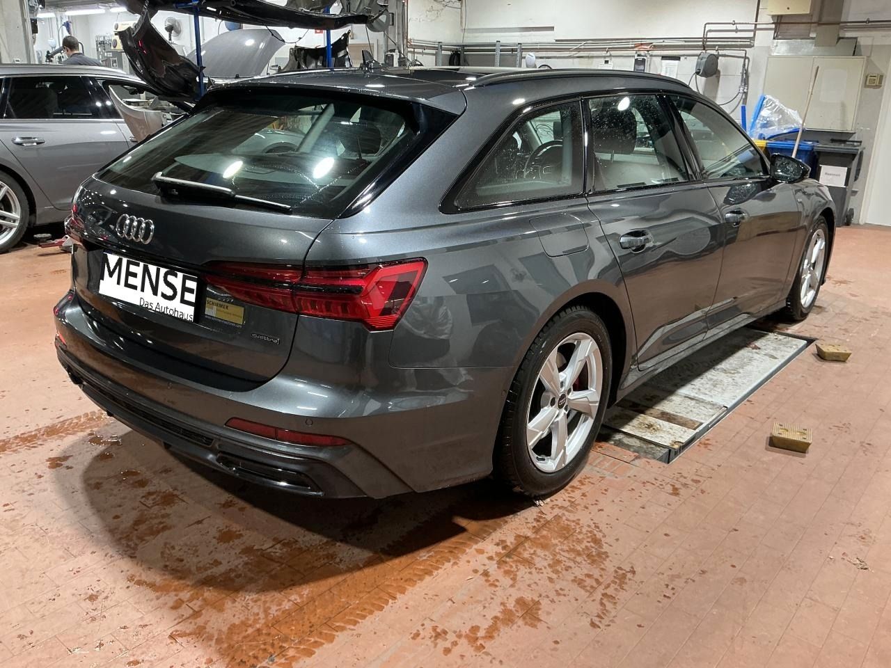 Fahrzeugabbildung Audi A6 Avant 55 TFSI e quattro S tronic S line AHK