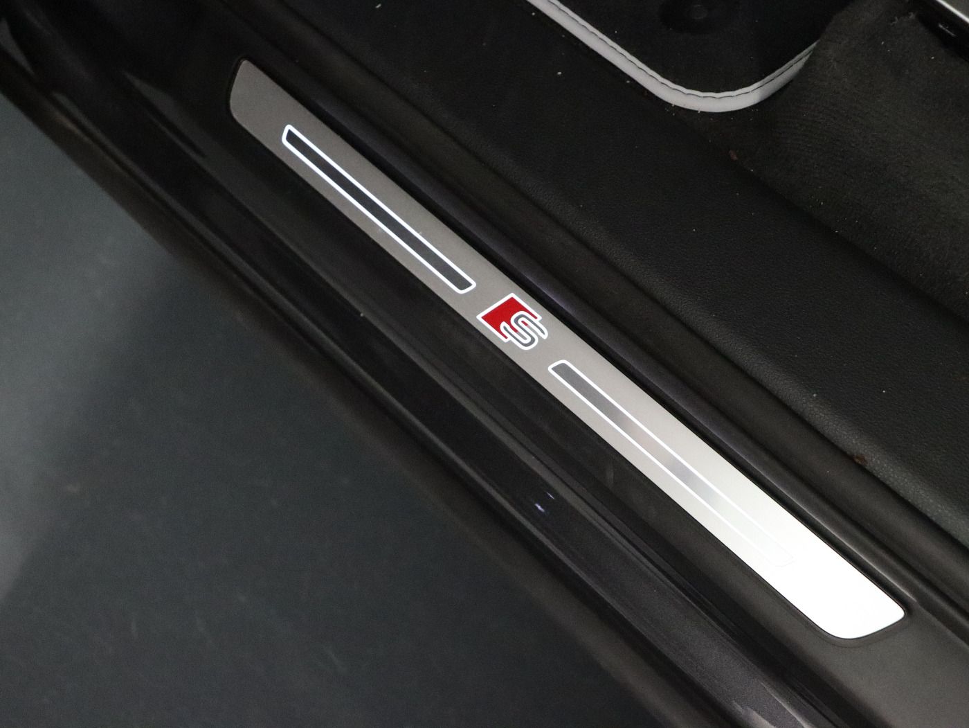 Fahrzeugabbildung Audi Q7 50 TDI quattro S line B&O|CarPlay|AHK|Luft|SD