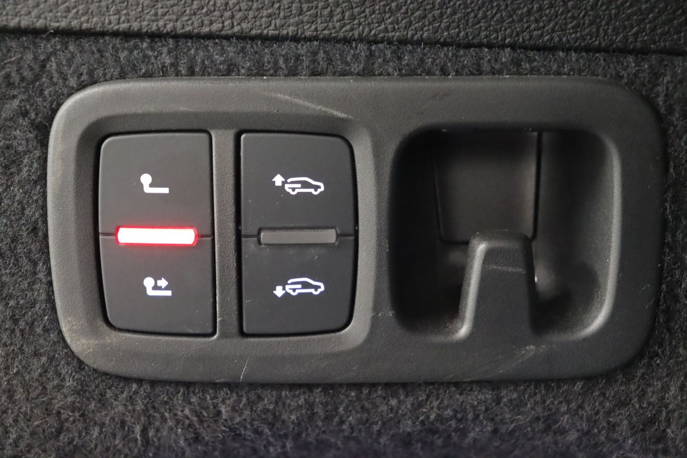 Fahrzeugabbildung Audi SQ7 quattro tiptronic |AHK|Luft|SD|HUD