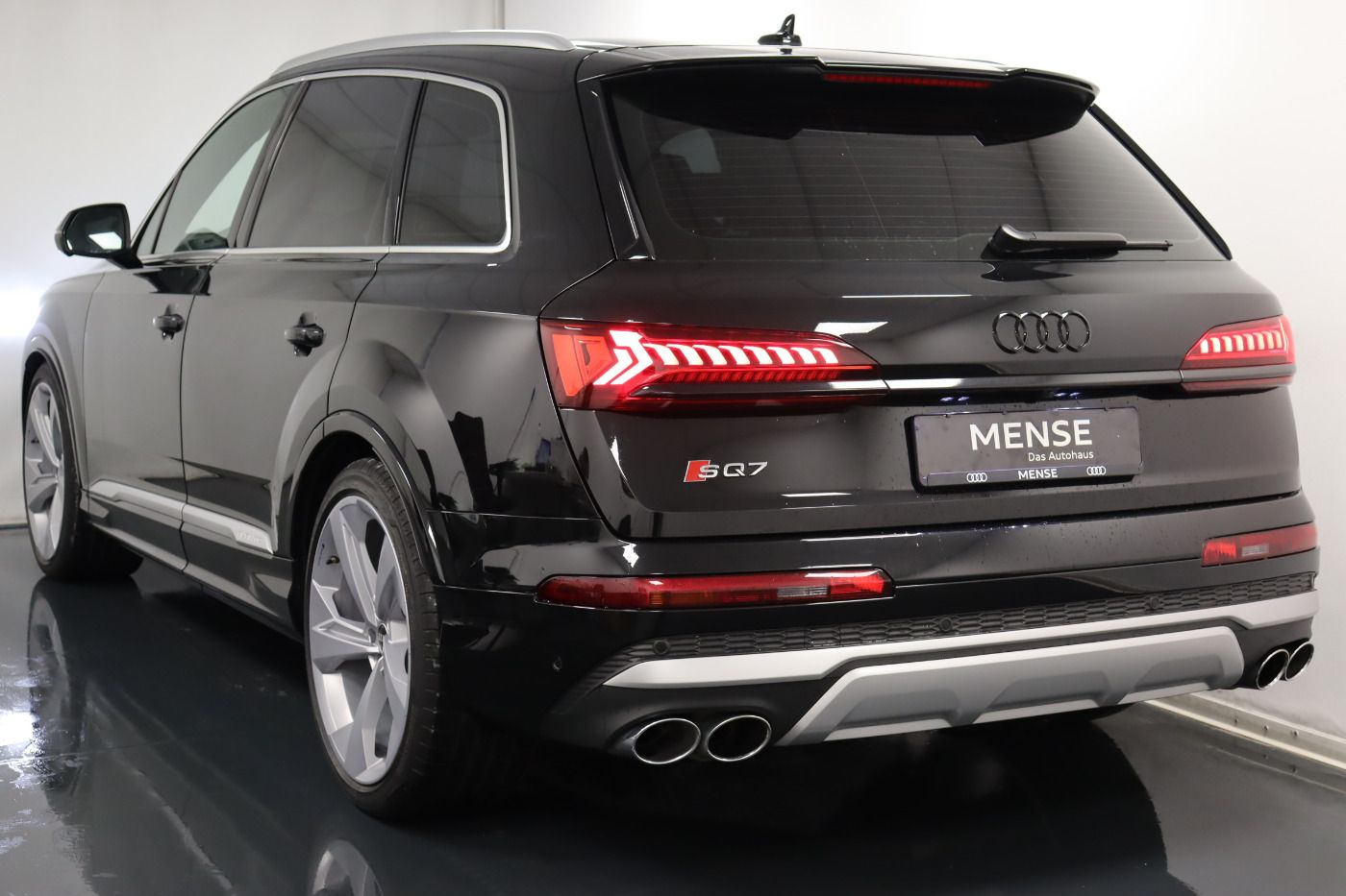 Fahrzeugabbildung Audi SQ7 quattro tiptronic |AHK|Luft|SD|HUD