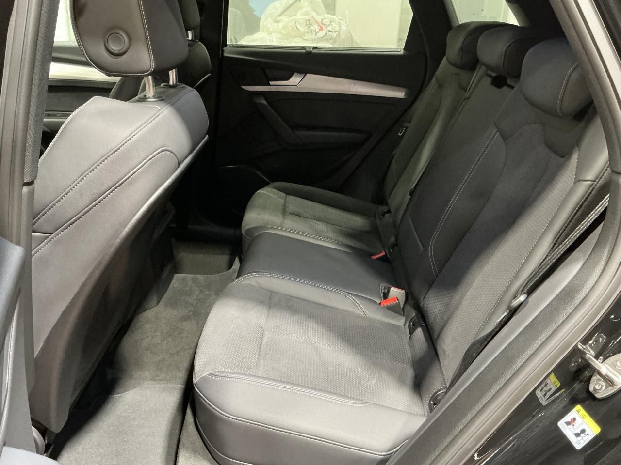 Fahrzeugabbildung Audi SQ5 3.0 TDI Quattro tiptronic AHK|LED|Navi|PDC