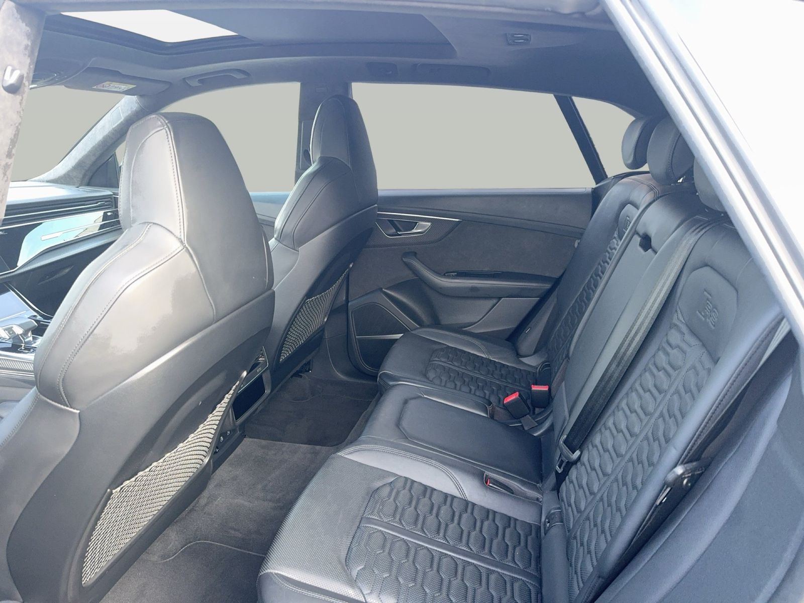 Fahrzeug autohaus mense Fahrzeugabbildung Audi RS Q8 Matrix|CarPlay|AHK|HUD|Keramik|Luft|Pano