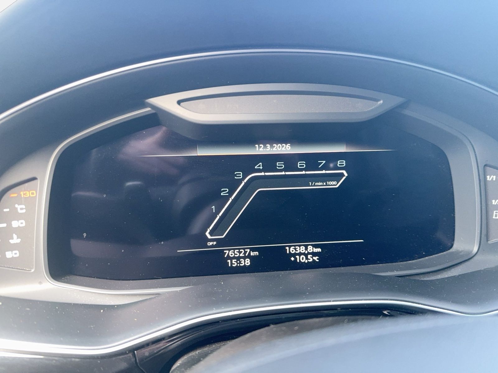 Fahrzeug autohaus mense Fahrzeugabbildung Audi RS Q8 Matrix|CarPlay|AHK|HUD|Keramik|Luft|Pano