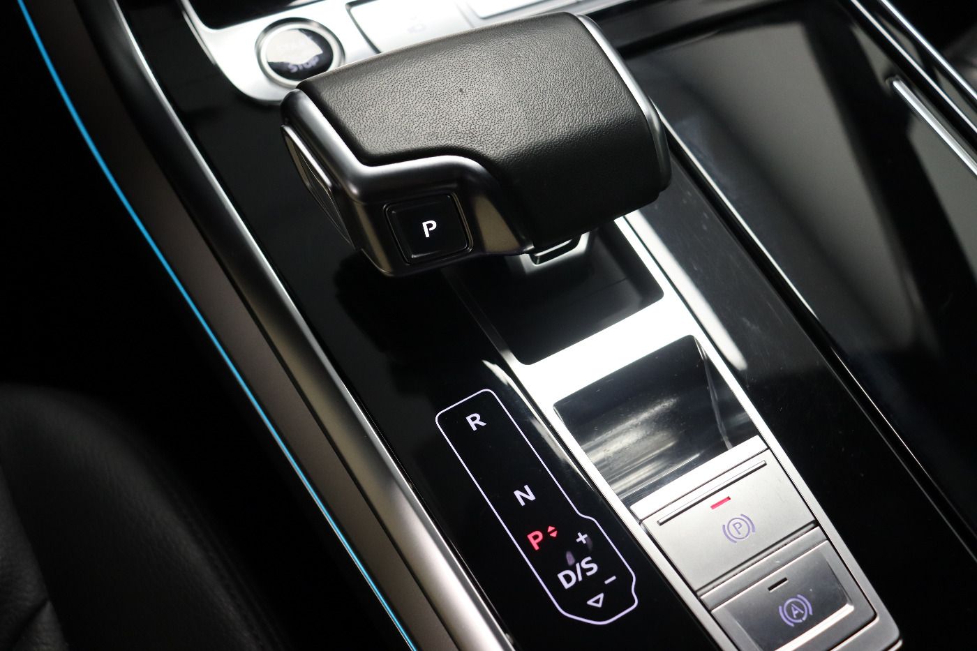 Fahrzeug autohaus mense Fahrzeugabbildung Audi Q7 55 TFSI S line quattro tiptronic CarPlay|HUD