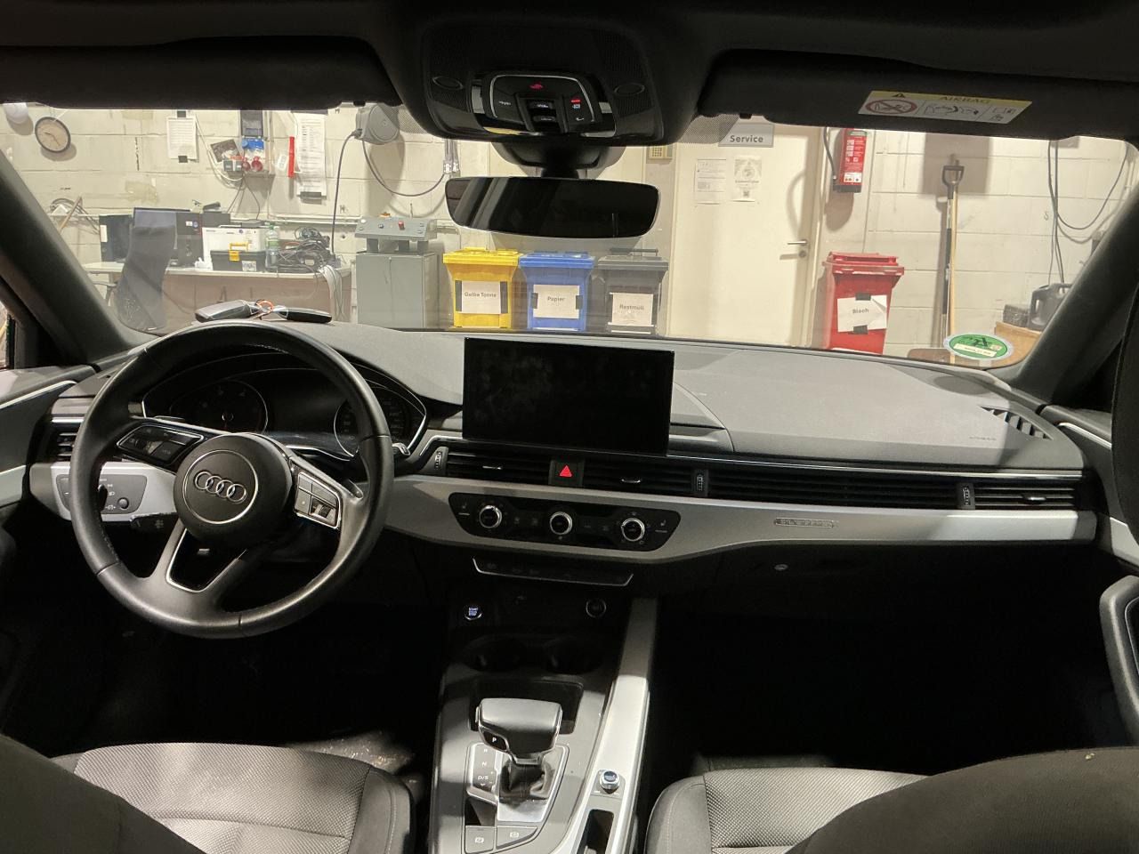 Fahrzeugabbildung Audi A4 Avant 40 TDI quattro S tronic advanced Matrix