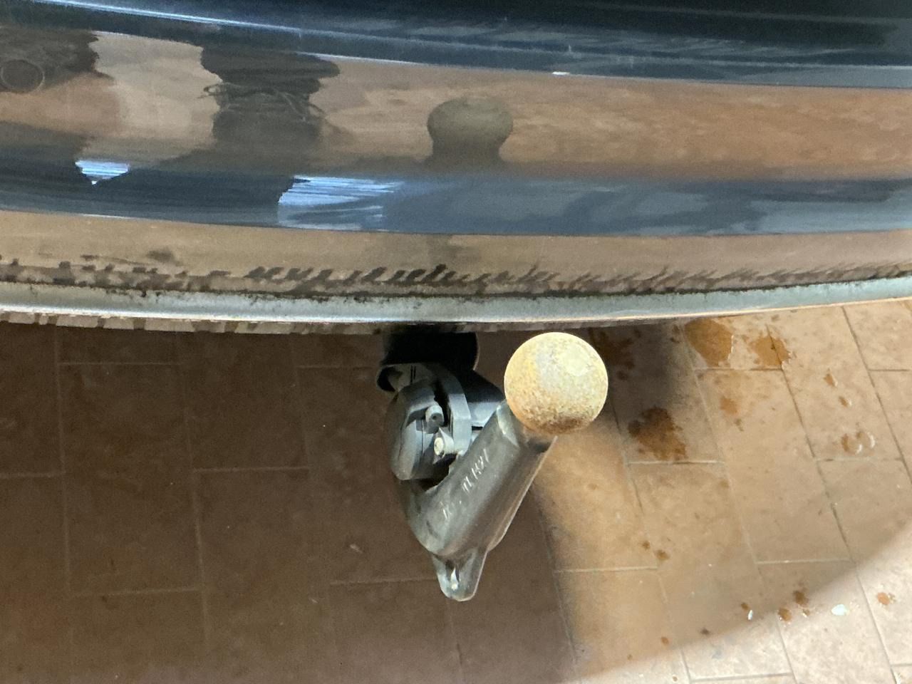 Fahrzeugabbildung Audi A4 Avant 40 TDI quattro S tronic advanced Matrix