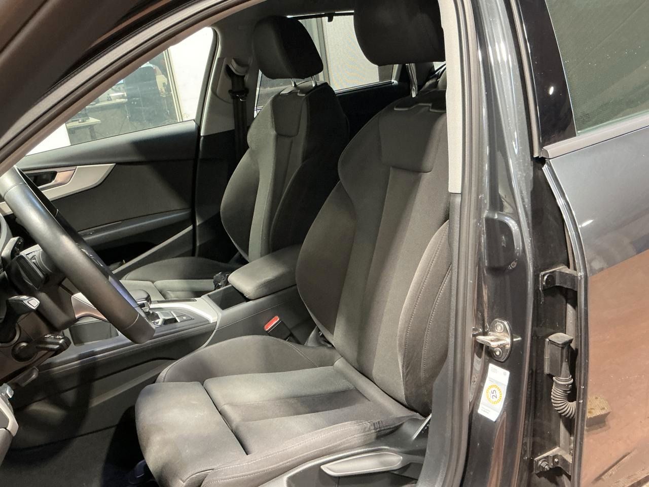 Fahrzeug autohaus mense Fahrzeugabbildung Audi A4 Avant 35 TDI S tronic Navi|Akustikglas|KlimaA