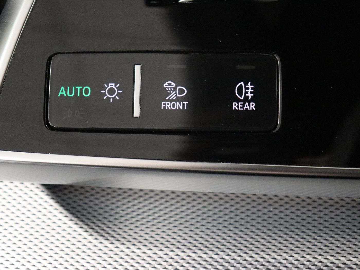 Fahrzeugabbildung Audi RS Q8 4.0 TFSI Quattro tiptronic Matrix|B&O|CarP