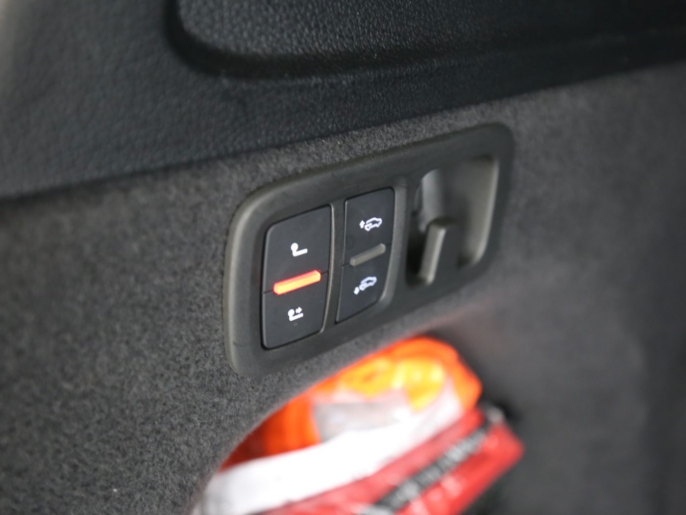 Fahrzeug autohaus mense Fahrzeugabbildung Audi Q7 55 TFSI quattro tiptronic S line AHK|HUD|Luft