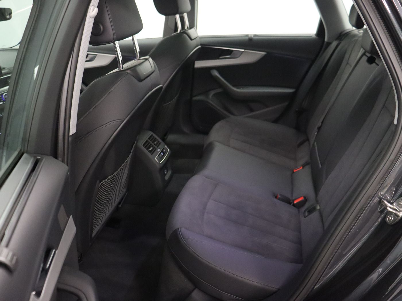 Fahrzeug autohaus mense Fahrzeugabbildung Audi A4 allroad 50 TDI quattro tiptronic |Pano|FLA