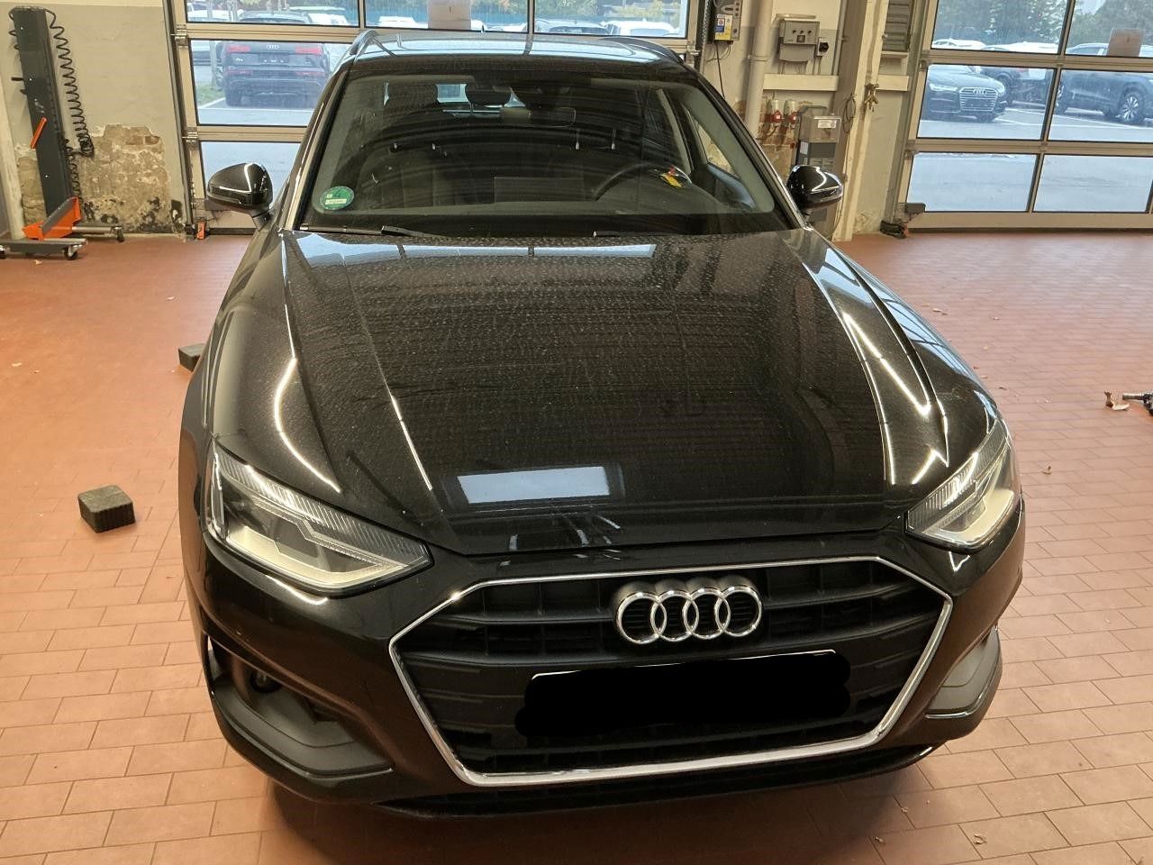 Fahrzeugabbildung Audi A4 Avant 35 TDI S tronic Pano|ACC|Navi|DynLicht