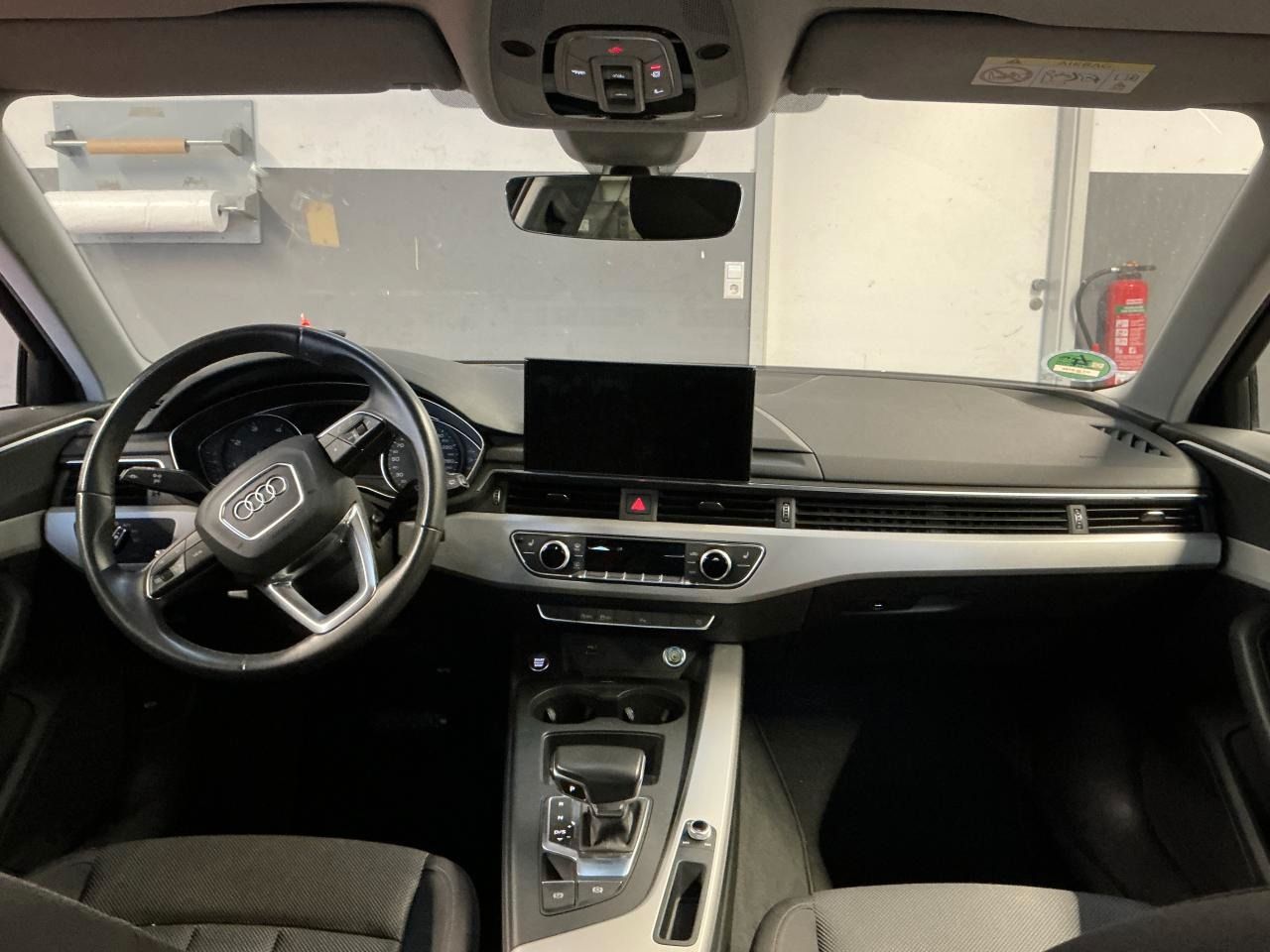 Fahrzeugabbildung Audi A4 Avant 35 TDI S tronic Pano|ACC|Navi|DynLicht
