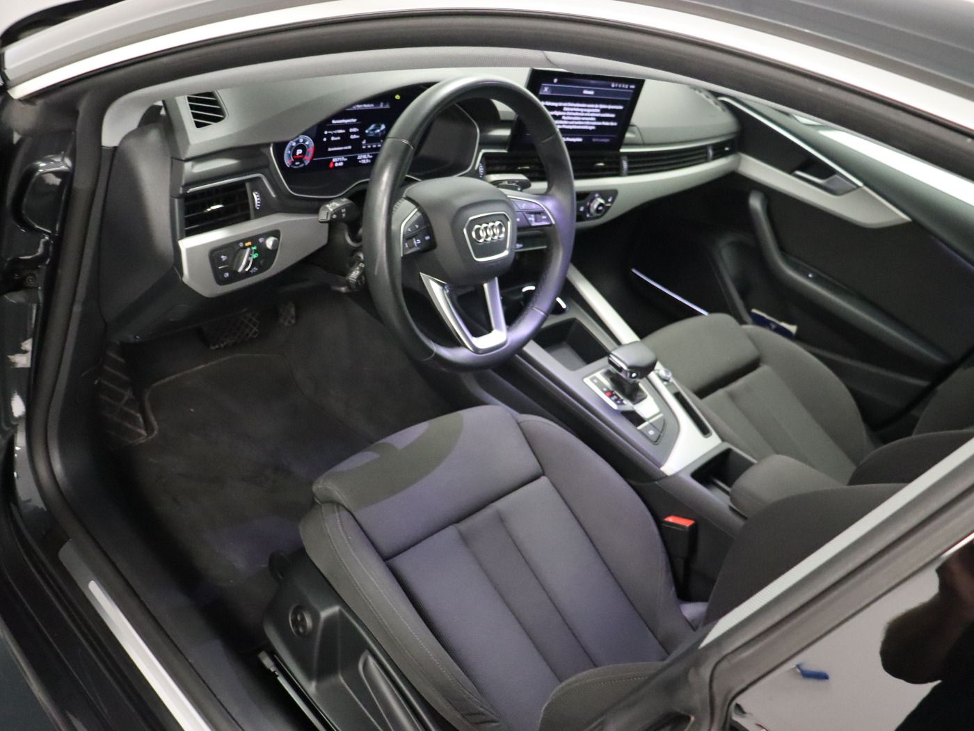 Fahrzeugabbildung Audi A5 Sportback 40 TDI S tronic advanced B&O|HUD