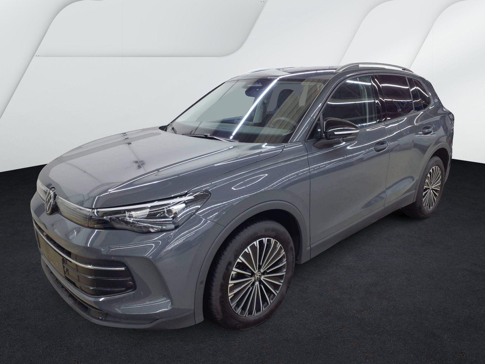 Fahrzeugabbildung Volkswagen Tiguan 1.5 eTSI DSG Life Goal CarPlay|AHK|ACC|LM