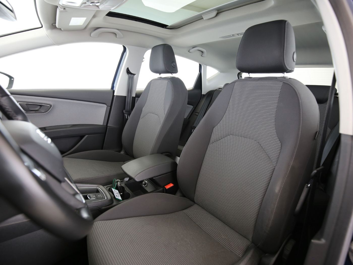 Fahrzeug autohaus mense Fahrzeugabbildung SEAT Leon 1.4 TSI Style SD|LED|Navi|DynLicht|Facelift