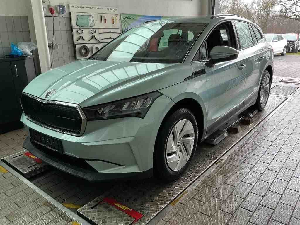 Fahrzeugabbildung SKODA Enyaq 50 Loft LED|Navi|VirtualCP|Akustikglas|PDC