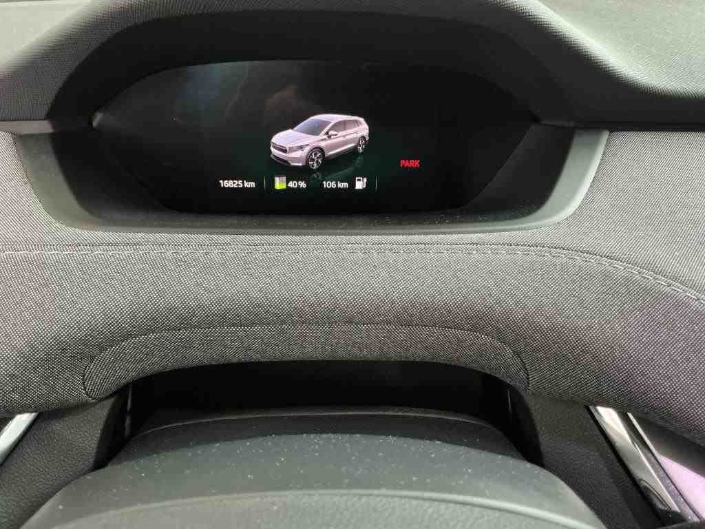 Fahrzeugabbildung SKODA Enyaq 50 Loft LED|Navi|VirtualCP|Akustikglas|PDC