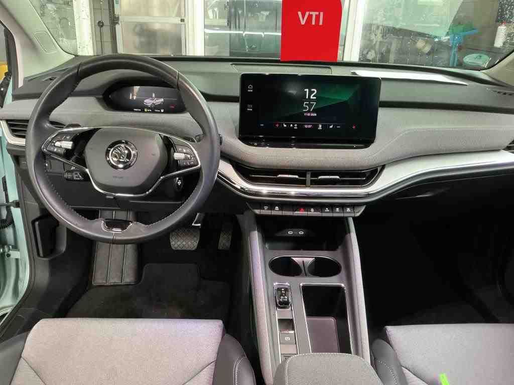 Fahrzeugabbildung SKODA Enyaq 50 Loft LED|Navi|VirtualCP|Akustikglas|PDC