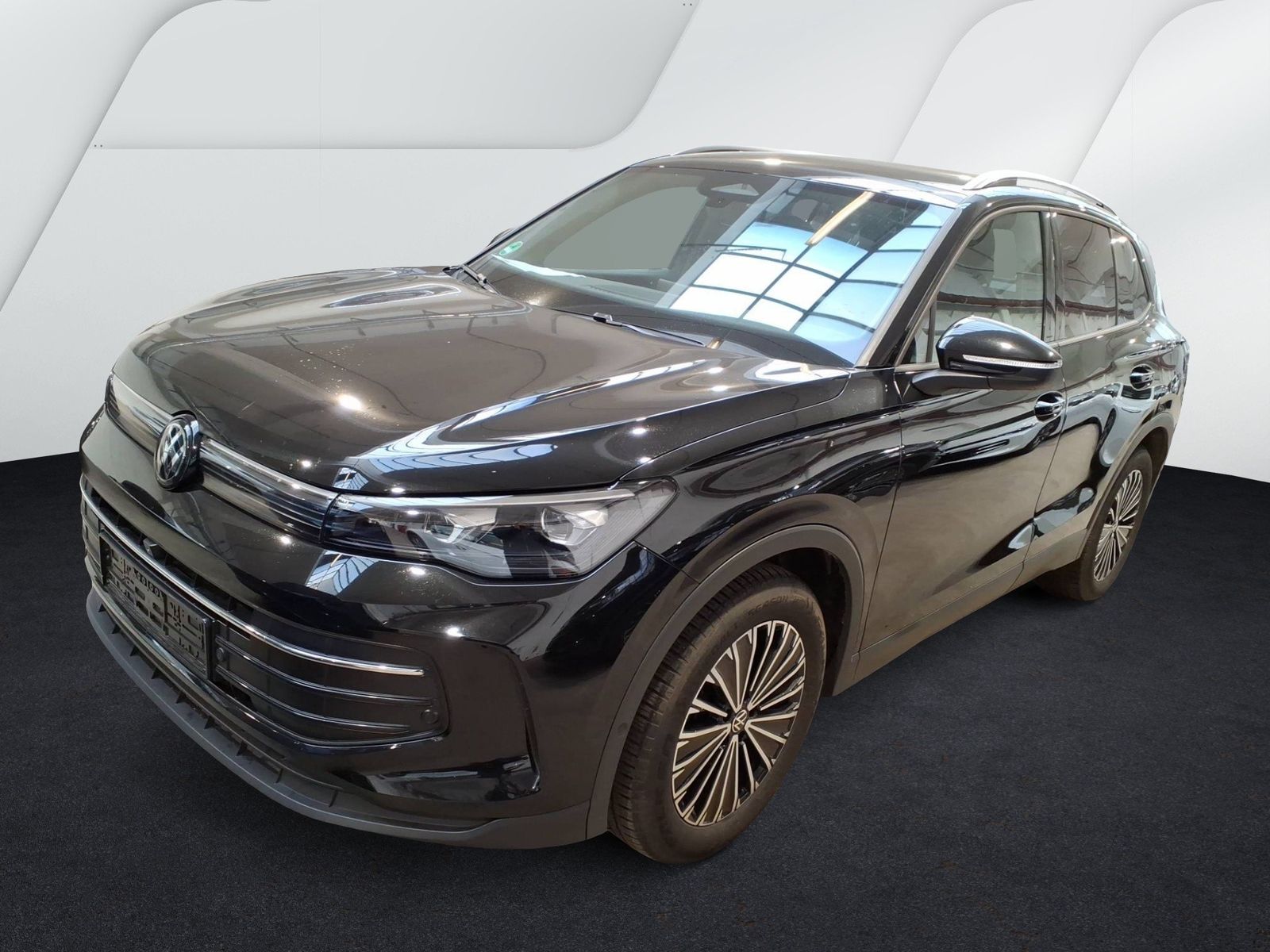 Fahrzeugabbildung Volkswagen Tiguan 1.5 eTSI DSG Life Goal IQ.Light|Matrix|LM