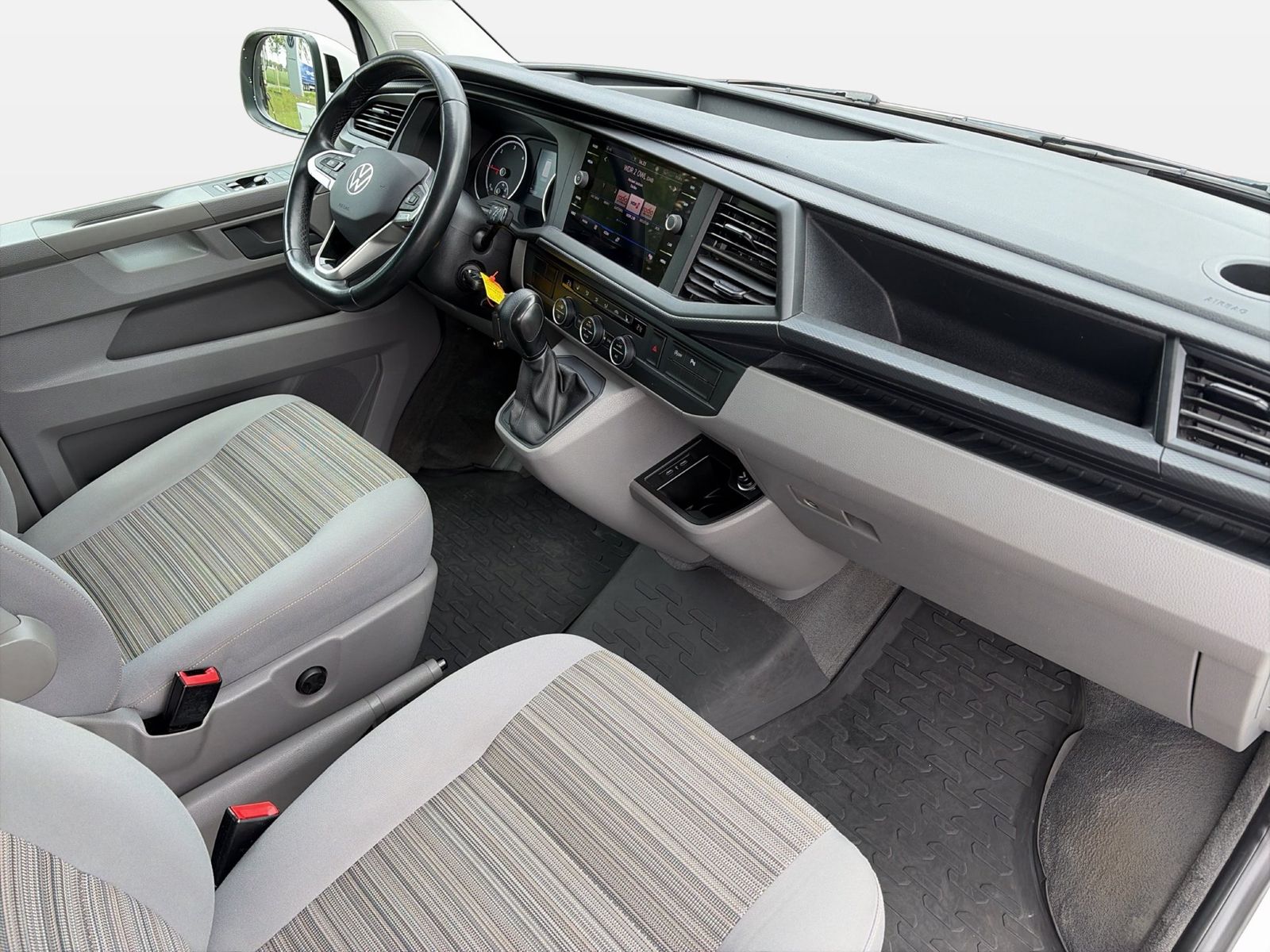 Fahrzeugabbildung Volkswagen T6.1 2.0 TDI FWD California Beach Camper CarPlay