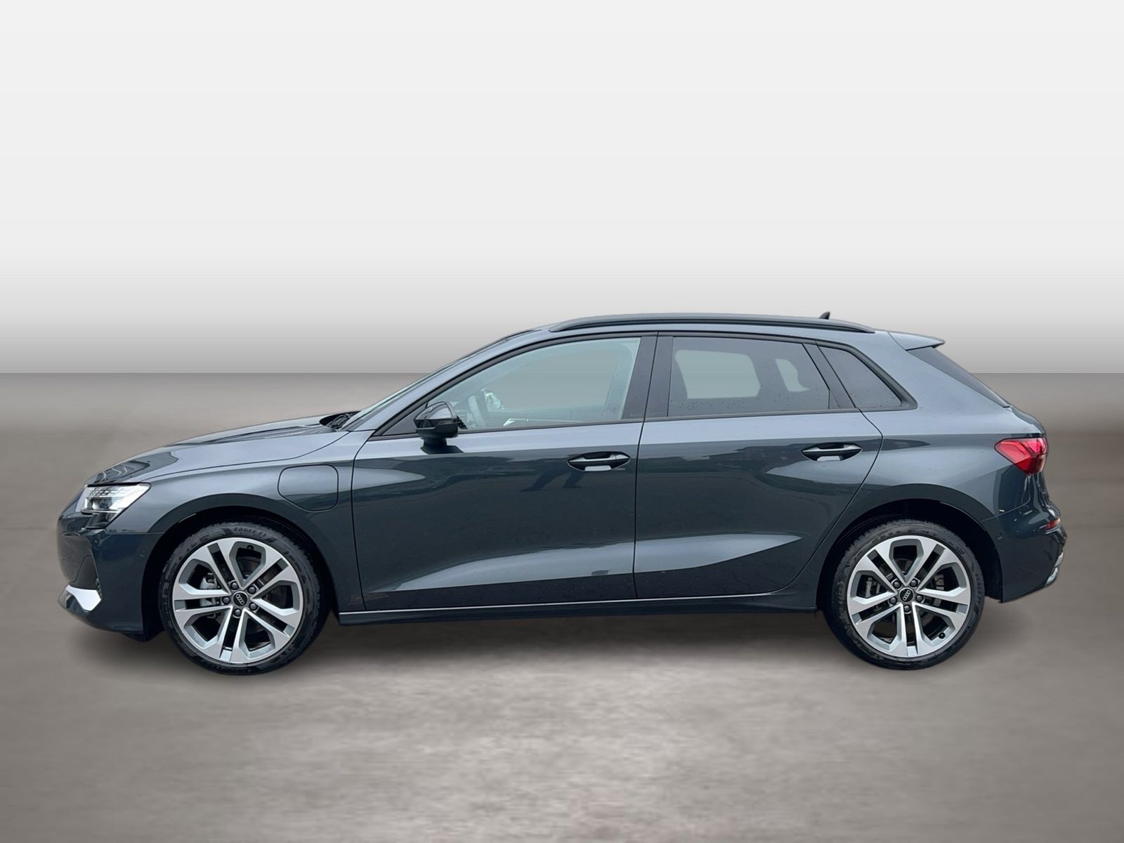 Fahrzeugabbildung Audi A3 Sportback 40 TFSI e S tronic advanced Sonos - mit KI generiert/bearbeitet