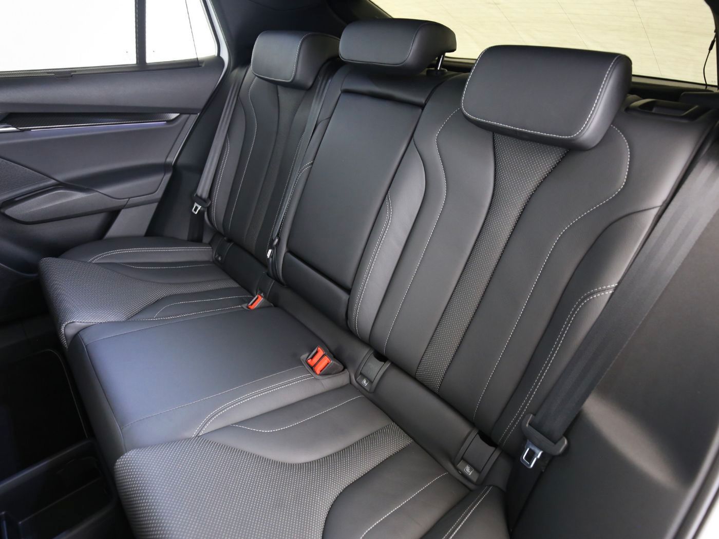 Fahrzeugabbildung SKODA Enyaq Coupé RS Suite Matrix|AHK|HUD|Pano|SD|ACC