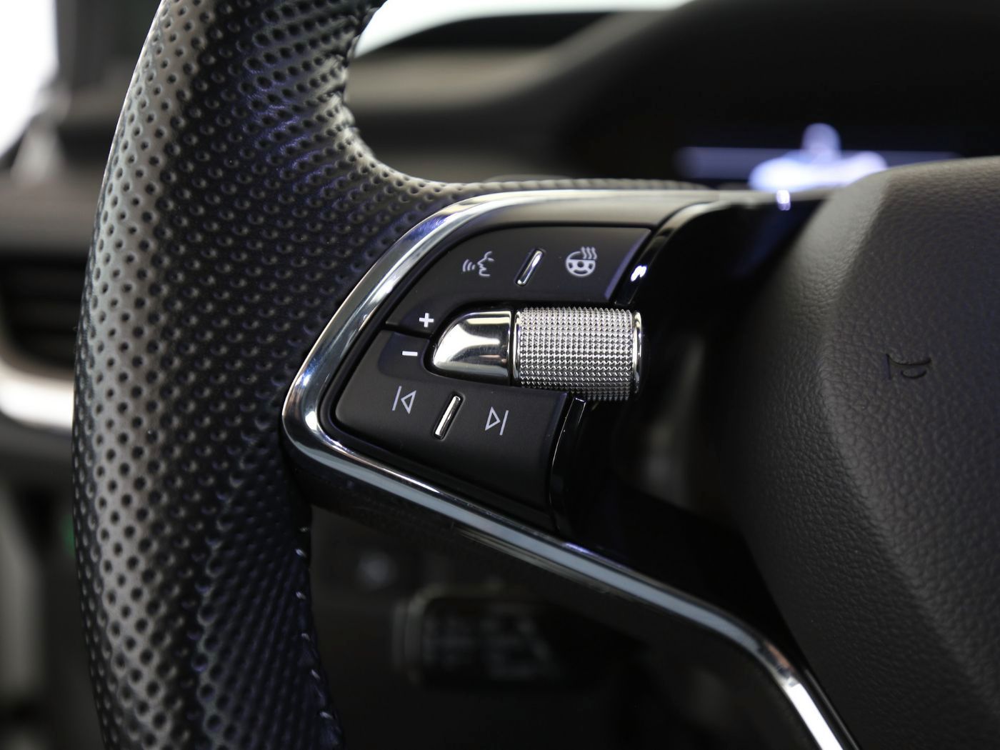 Fahrzeugabbildung SKODA Enyaq Coupé RS Suite Matrix|AHK|HUD|Pano|SD|ACC