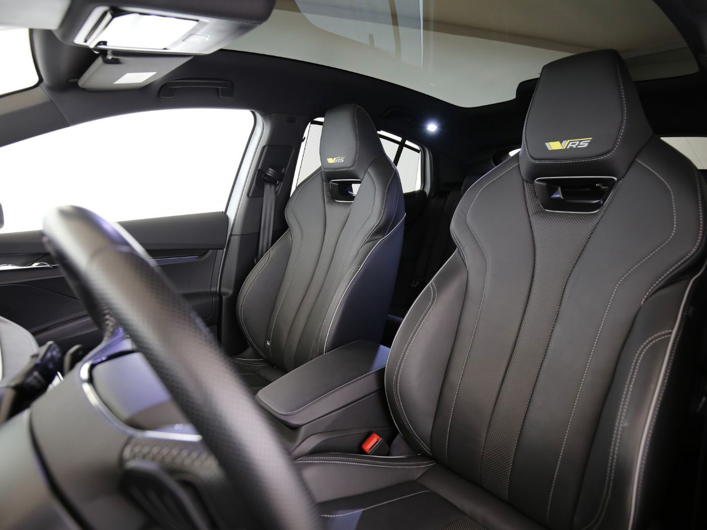 Fahrzeugabbildung SKODA Enyaq Coupé RS Suite Matrix|AHK|HUD|Pano|SD|ACC