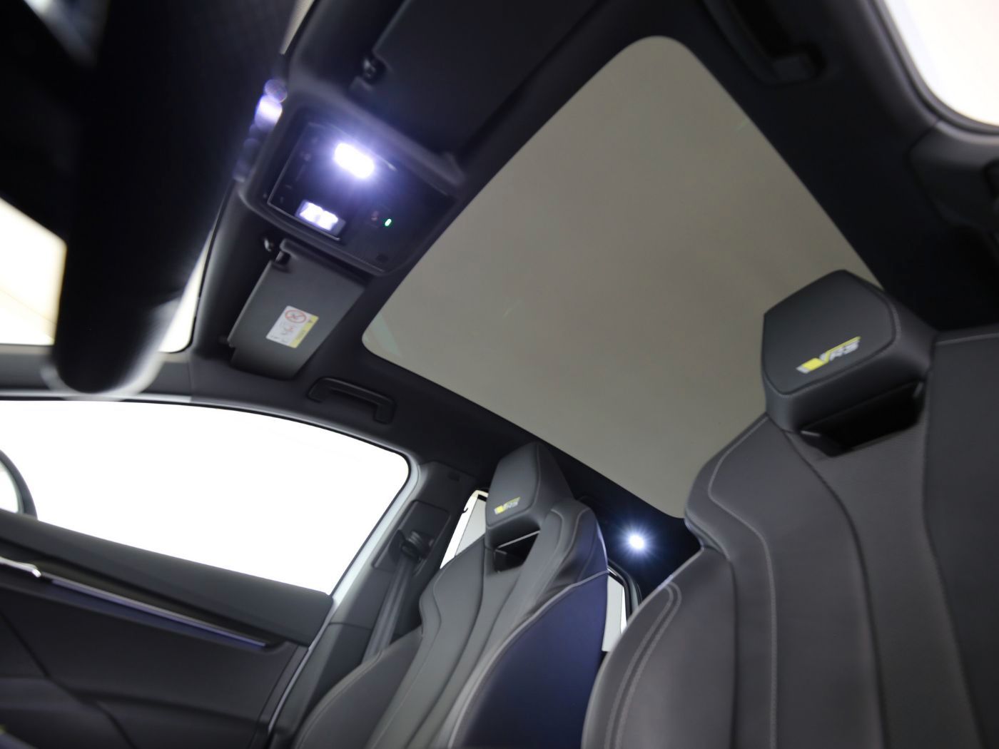 Fahrzeugabbildung SKODA Enyaq Coupé RS Suite Matrix|AHK|HUD|Pano|SD|ACC